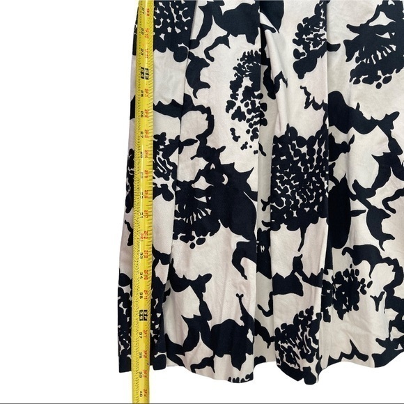 Nine West Spaghetti Strap Floral‎ Dress w/pleats - Picture 8 of 9